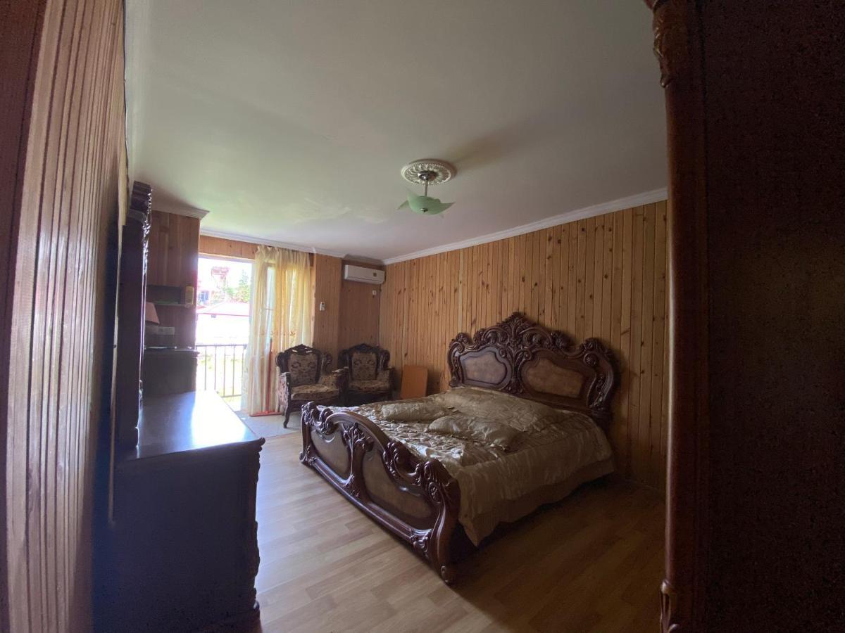 Guest House Mari 乌雷基 外观 照片