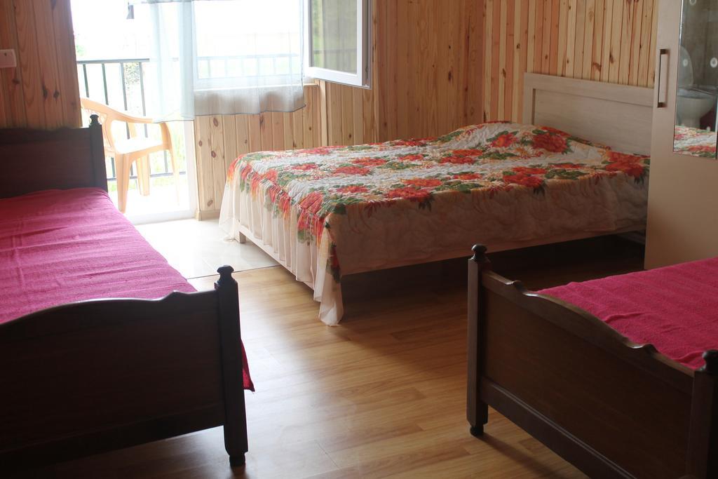 Guest House Mari 乌雷基 外观 照片