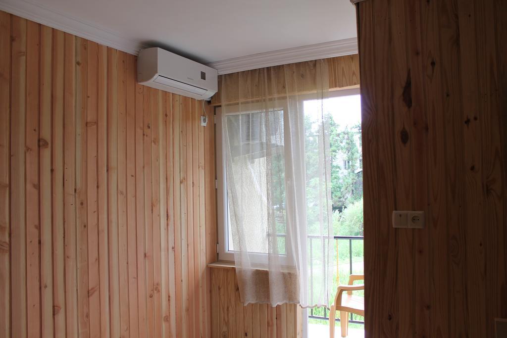 Guest House Mari 乌雷基 外观 照片