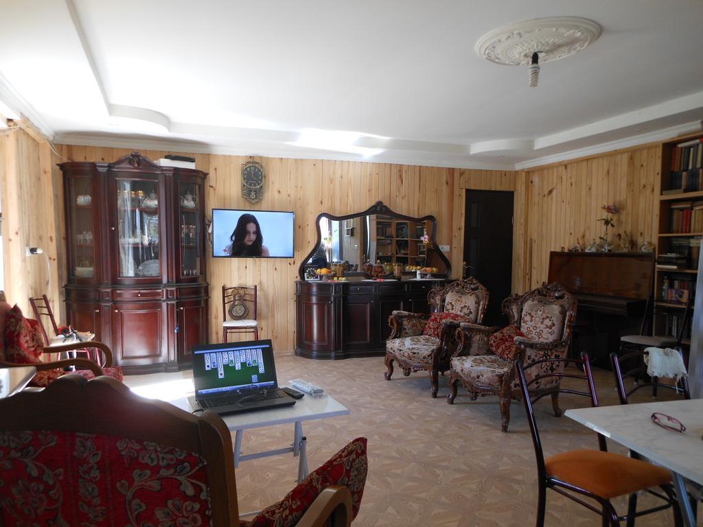 Guest House Mari 乌雷基 外观 照片