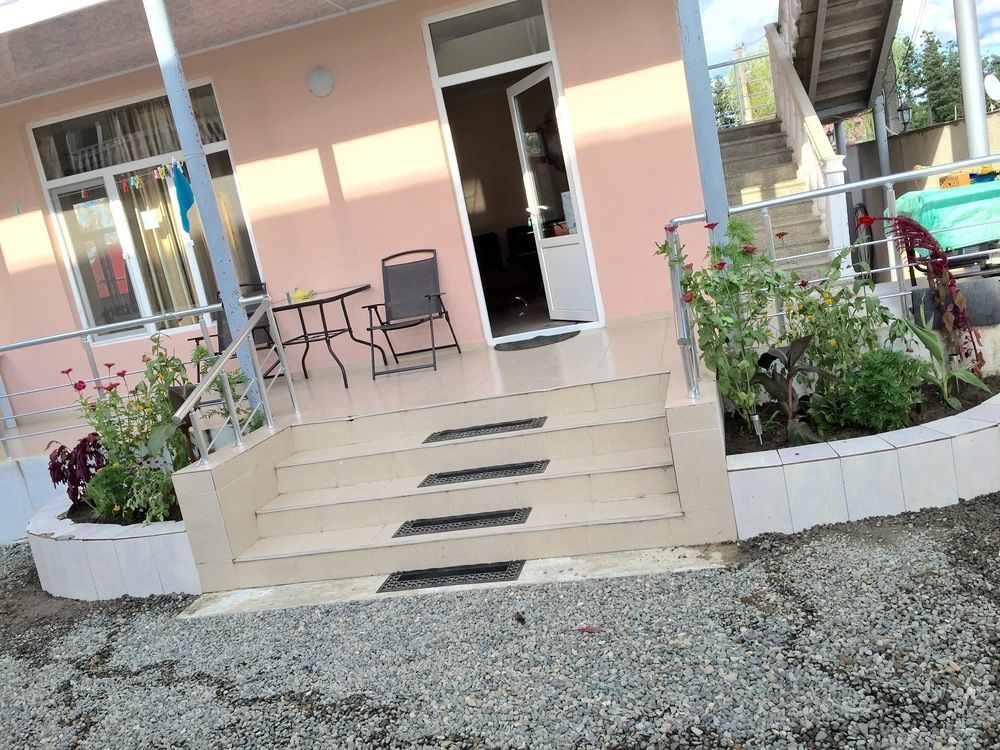 Guest House Mari 乌雷基 外观 照片
